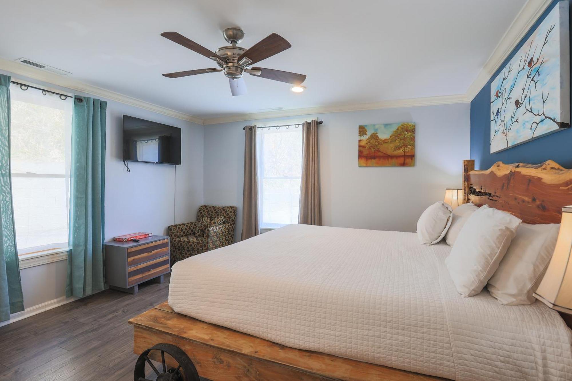 Relaxing 3Br Cottage 1 Mile To Main St Attractions Views جاتلينبرج المظهر الخارجي الصورة