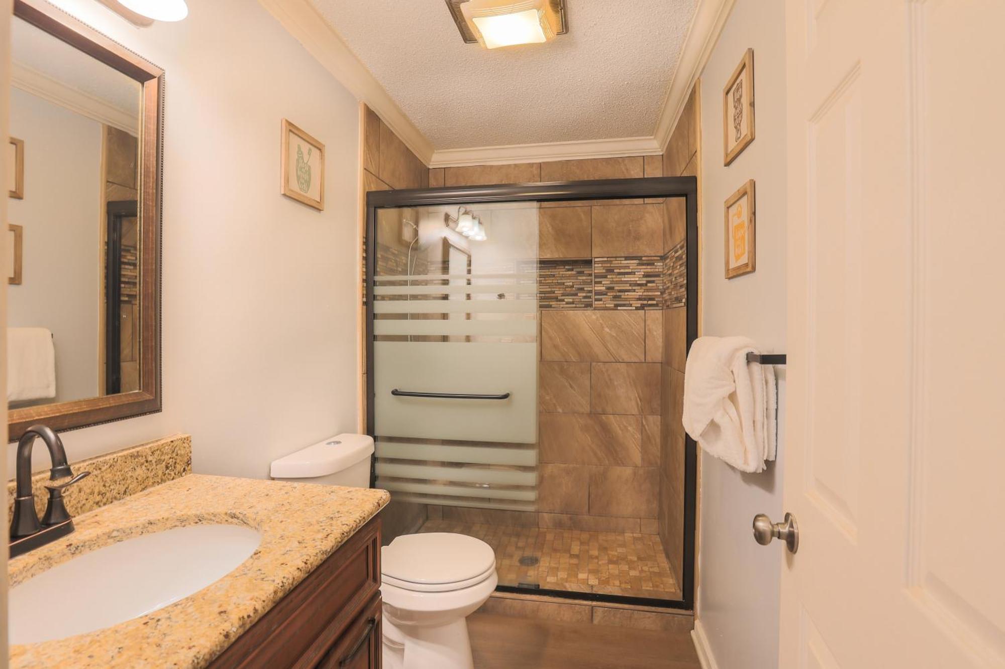 Relaxing 3Br Cottage 1 Mile To Main St Attractions Views جاتلينبرج المظهر الخارجي الصورة