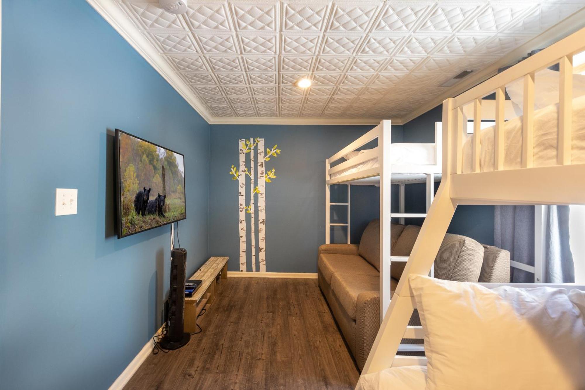 Relaxing 3Br Cottage 1 Mile To Main St Attractions Views جاتلينبرج المظهر الخارجي الصورة